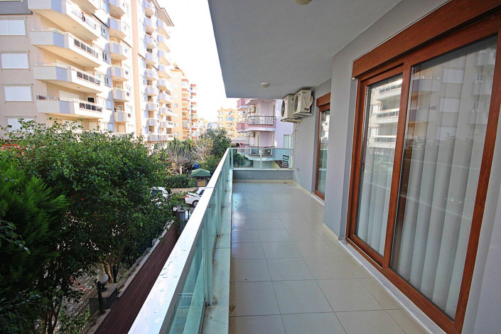 ID 1379 Трехкомнатная квартира с дизайнерским ремонтом в 300м от моря,115м2 - Ракурс 5