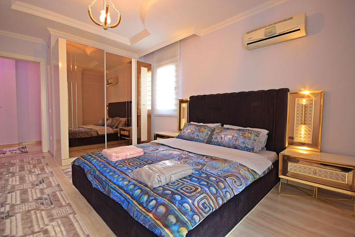 ID 1379 Трехкомнатная квартира с дизайнерским ремонтом в 300м от моря,115м2 - Ракурс 18