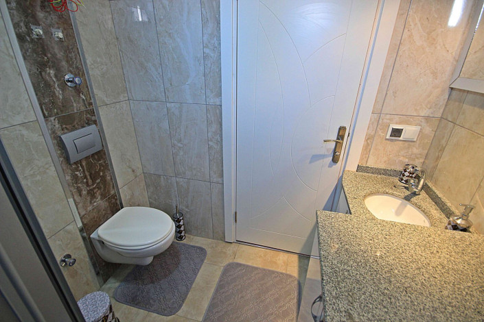 ID 1379 Трехкомнатная квартира с дизайнерским ремонтом в 300м от моря,115м2 - Ракурс 23