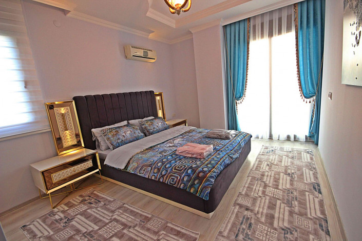 ID 1379 Трехкомнатная квартира с дизайнерским ремонтом в 300м от моря,115м2 - Ракурс 25