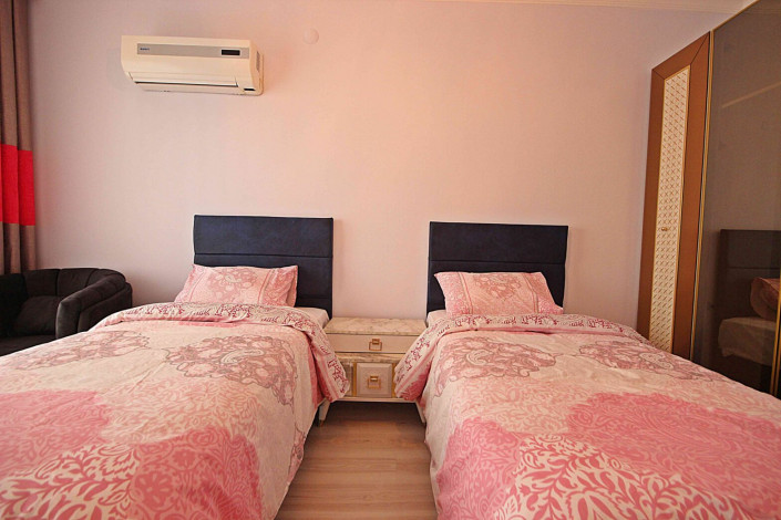 ID 1379 Трехкомнатная квартира с дизайнерским ремонтом в 300м от моря,115м2 - Ракурс 27