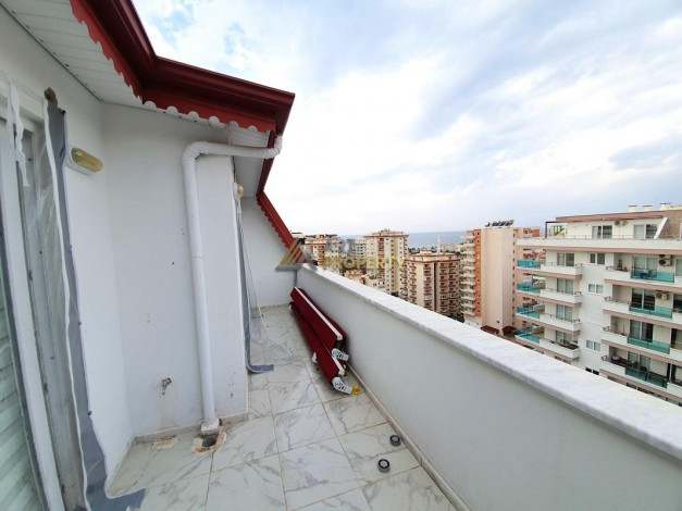 Трехкомнатная квартира с дизайнерским ремонтом и мебелью. 450 метров от моря в Махмутлар, 110м2 - Ракурс 24