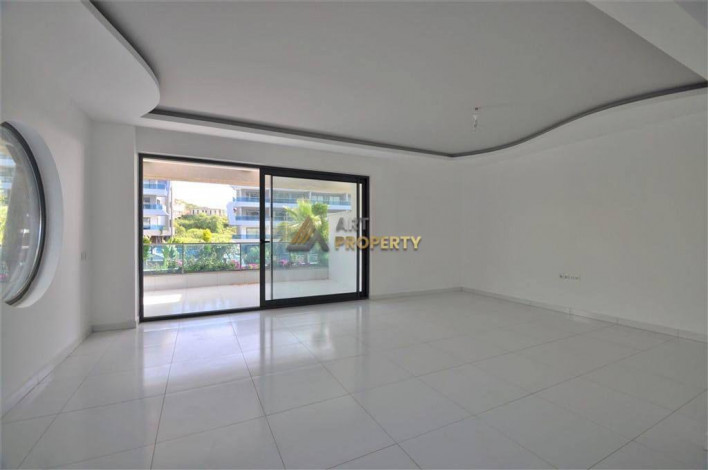 Шикарные апартаменты 3+1 в районе Каргыджак, 240 м2 - Ракурс 10