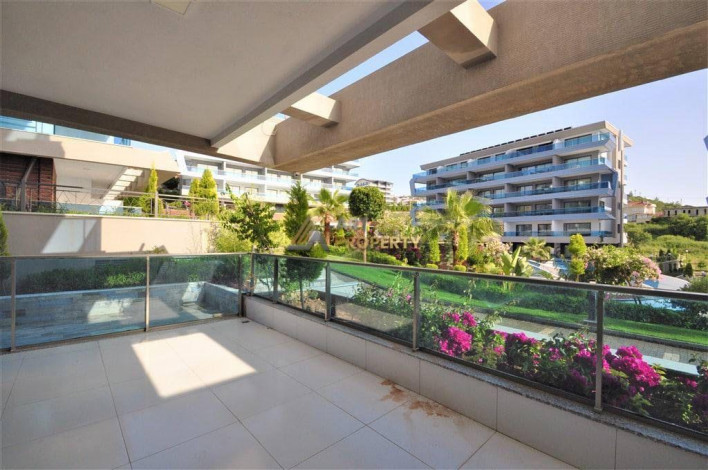 Шикарные апартаменты 3+1 в районе Каргыджак, 240 м2 - Ракурс 12