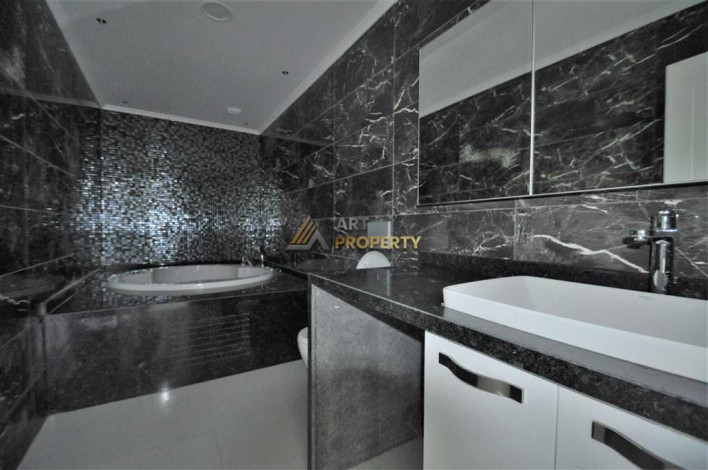 Шикарные апартаменты 3+1 в районе Каргыджак, 240 м2 - Ракурс 28