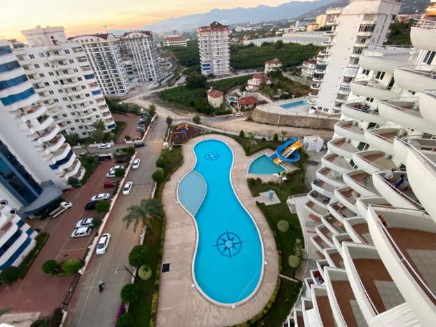 Трехкомнатная просторная квартира, а районе Махмутлар, 115 м2 - Ракурс 2