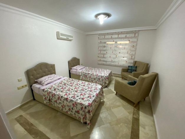 Трехкомнатная просторная квартира, а районе Махмутлар, 115 м2 - Ракурс 14