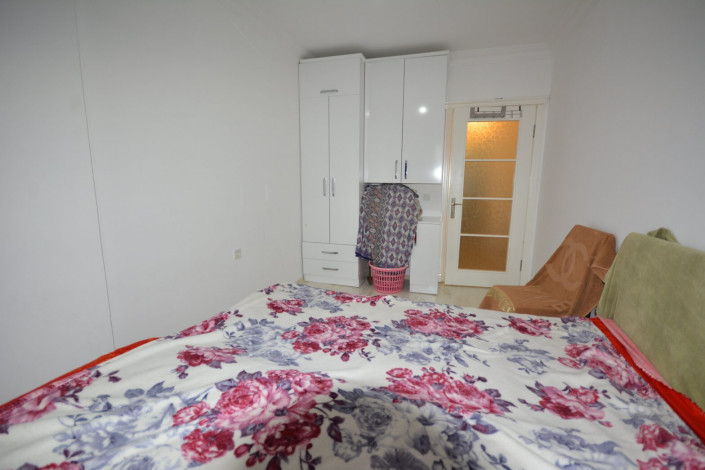 Трехкомнатная квартира с ремонтом и мебелью. 650 метров от моря в Махмутлар, 125м2 - Ракурс 12