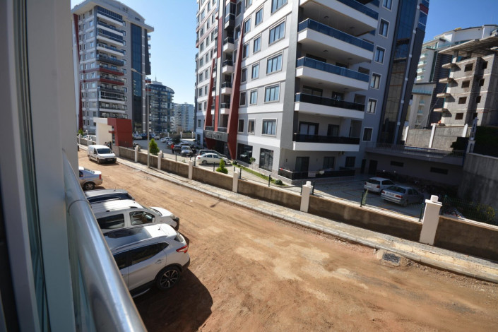 Трехкомнатная квартира с ремонтом и мебелью. 650 метров от моря в Махмутлар, 125м2 - Ракурс 17