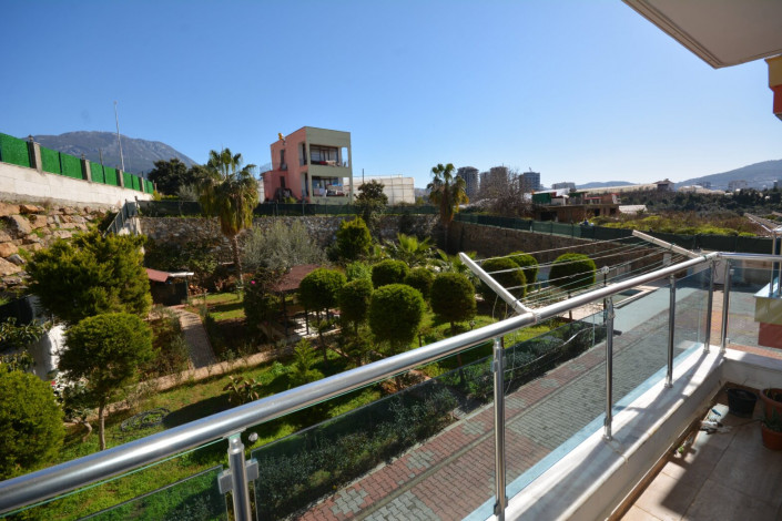 Трехкомнатная квартира с ремонтом и мебелью. 650 метров от моря в Махмутлар, 125м2 - Ракурс 19