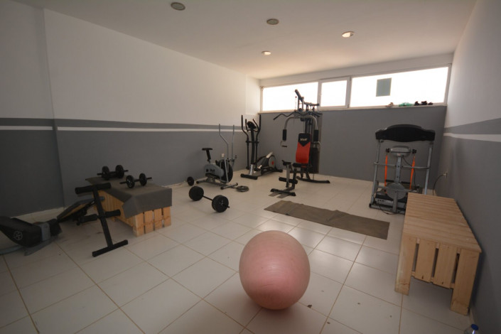 Трехкомнатная квартира с ремонтом и мебелью. 650 метров от моря в Махмутлар, 125м2 - Ракурс 25