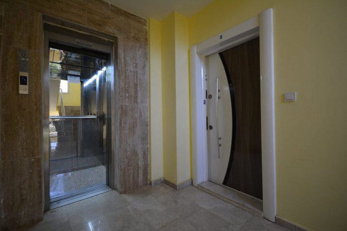 Трехкомнатная квартира с ремонтом и мебелью. 650 метров от моря в Махмутлар, 125м2 - Ракурс 28