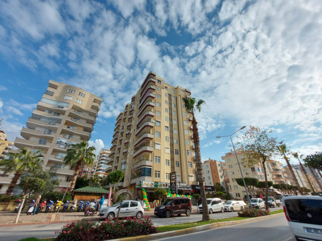 Апартаменты 3+1 в районе Махмутлар,100 метров от моря,145 м2 - Ракурс 14