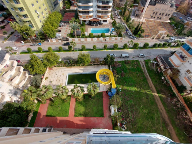 Апартаменты 3+1 в районе Махмутлар,100 метров от моря,145 м2 - Ракурс 45