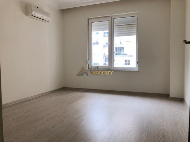 Трехкомнатная квартира 500 метров от моря в районе Махмутлар,120 м2. - Ракурс 10