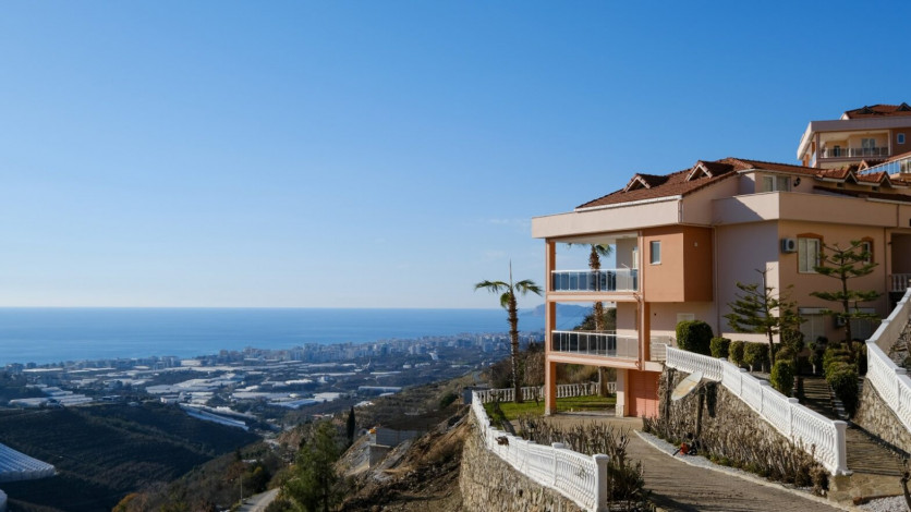 ID  1393  Трехкомнатная квартира с прекрасным видом в Каргыджак, 135 м2 - Ракурс 13