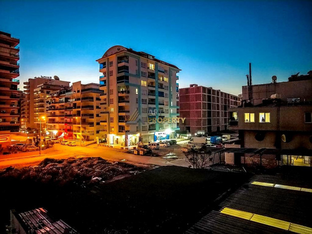 Квартира 1+1 в центре Махмутлар, 60 м2 - Ракурс 12