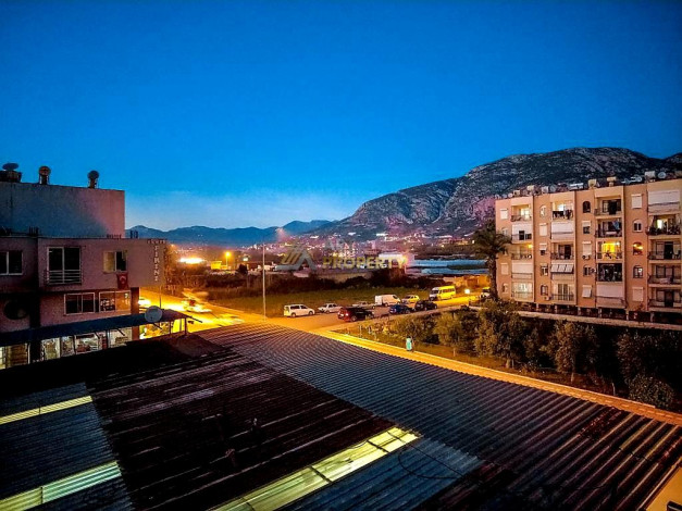 Квартира 1+1 в центре Махмутлар, 60 м2 - Ракурс 14