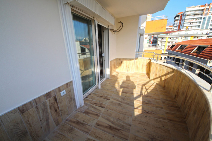 Трехкомнатная меблированная квартира в районе Махмутлар, 115м - Ракурс 23