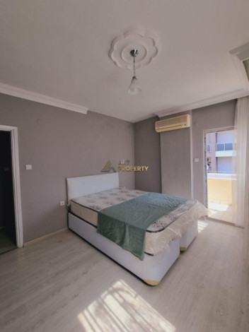 Квартира 2+1 с ремонтом на высоком этаже в Махмутларе, 110 м2 - Ракурс 2