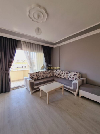 Квартира 2+1 с ремонтом на высоком этаже в Махмутларе, 110 м2 - Ракурс 4