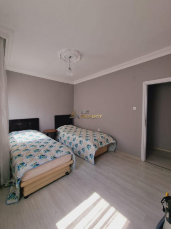 Квартира 2+1 с ремонтом на высоком этаже в Махмутларе, 110 м2 - Ракурс 10