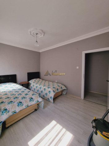 Квартира 2+1 с ремонтом на высоком этаже в Махмутларе, 110 м2 - Ракурс 15