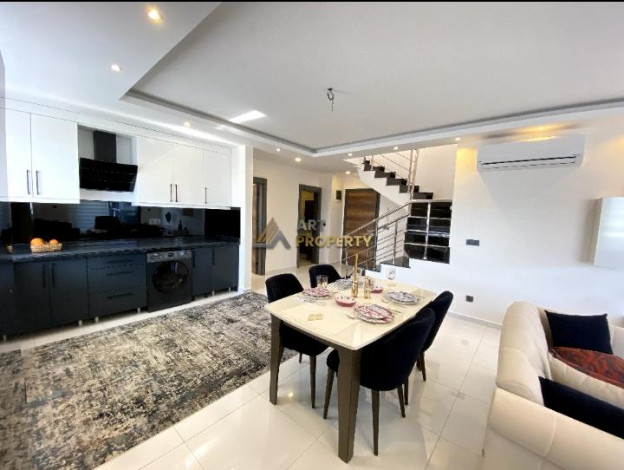 Четырехкомнатная квартира в комплексе премиум класса, в Махмутларе,180 м! - Ракурс 3