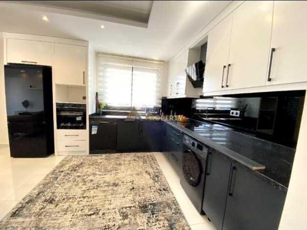 Четырехкомнатная квартира в комплексе премиум класса, в Махмутларе,180 м! - Ракурс 6