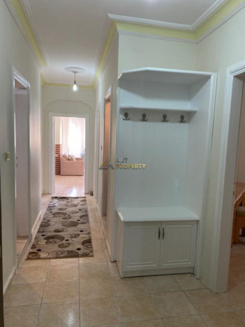 Квартира 2+1 в Махмутлар, по центральной улице Барбаросс, 130 м2 - Ракурс 2