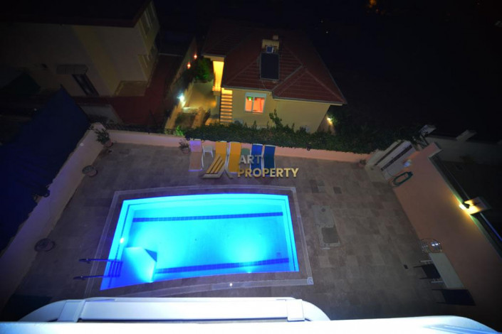 Трехэтажная меблированная вилла в Каргыджаке, 270м - Ракурс 3