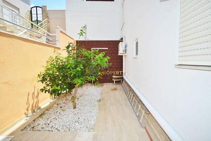 Трехэтажная меблированная вилла в Каргыджаке, 270м - Ракурс 19