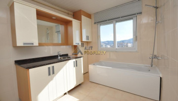 Апартаменты у моря 3+1 в районе Махмутлар, 280 м2 - Ракурс 2