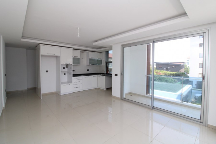 Просторная квартира 2+1 вблизи от моря в районе Кестель, 110 м2 - Ракурс 5