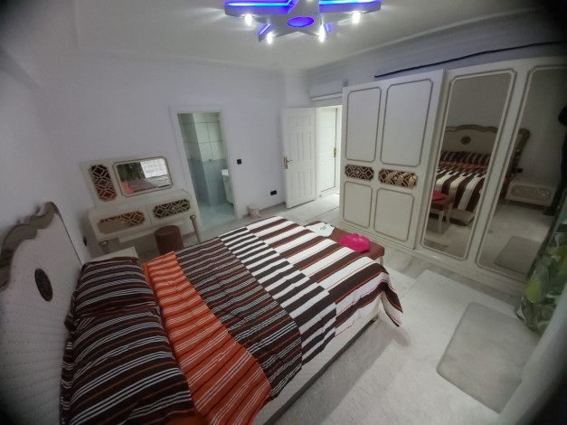 Трехкомнатная квартира с мебелью в Махмутларе, площадь 125 м - Ракурс 5