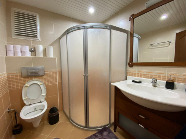 Трехкомнатные апартаменты, в 200 метрах от моря, в районе Махмутлар, 120 м2 - Ракурс 27