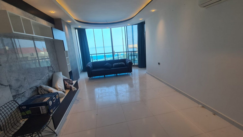 Двухкомнатная квартира на первой линии Махмутлара, площадью 80 м! - Ракурс 7