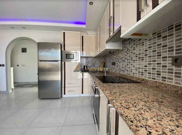 Меблированная трехкомнатная квартира в районе Кестель в 100м от моря, 100м - Ракурс 3