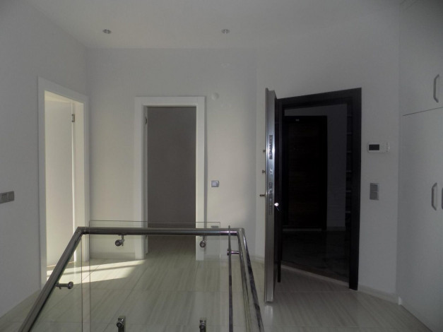 Апартаменты 3+1,  в 250 метрах от моря в районе Авсаллар, площадью 150 м. - Ракурс 6