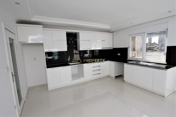 Пятикомнатный дуплекс в Кестеле с видом на море, 210м - Ракурс 6