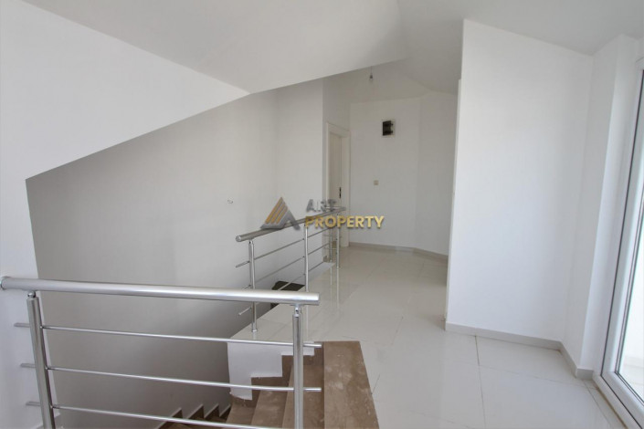 Пятикомнатный дуплекс в Кестеле с видом на море, 210м - Ракурс 15