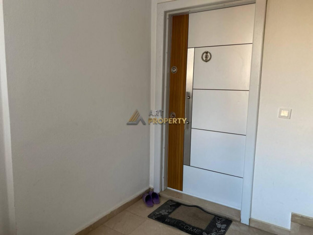 Меблированная трехкомнатная квартира в районе Кестель в 100м от моря, 115м - Ракурс 4