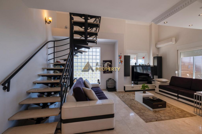 Четырехкомнатная вилла с видом на море в Алании, 165м - Ракурс 12