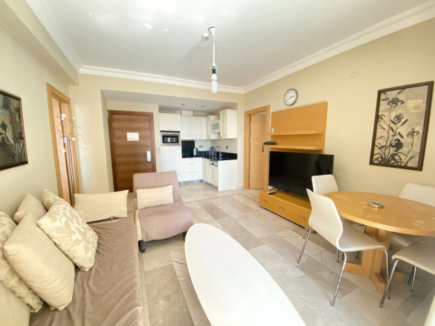 Меблированная трехкомнатная квартира в  шикарном комплексе,района Каргыджак,105м - Ракурс 13