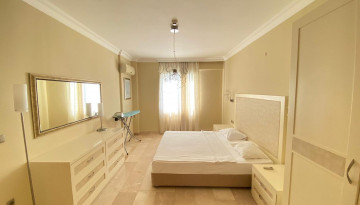 Меблированная трехкомнатная квартира в  шикарном комплексе,района Каргыджак,105м - Ракурс 30