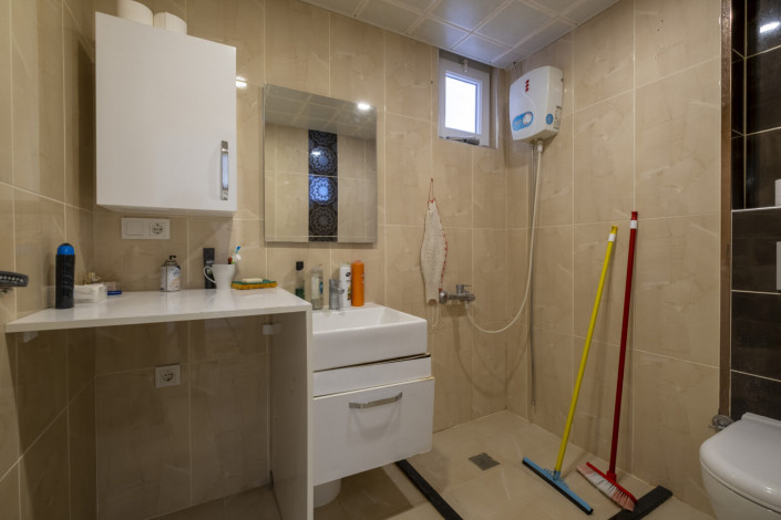 Срочная продажа двухкомнатной квартиры в центре Алании, площадью 47 м! - Ракурс 13