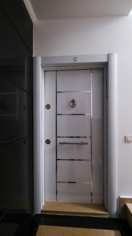 Срочная продажа двухкомнатной квартиры в центре Алании, площадью 47 м! - Ракурс 18