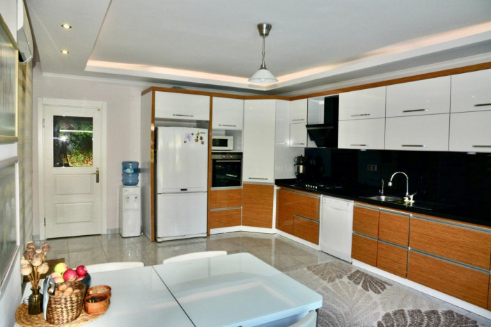 Cадовый дуплекс под гражданство в районе Оба, 280м - Ракурс 3