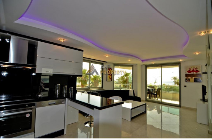 Просторная квартира 2+1 в 50 метрах от Средиземного моря в районе Оба, 80 м2 - Ракурс 2