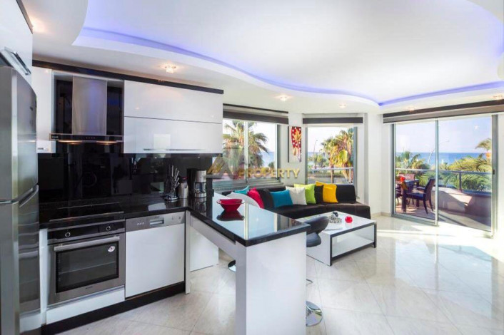 Просторная квартира 2+1 в 50 метрах от Средиземного моря в районе Оба, 80 м2 - Ракурс 3